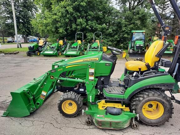 Image of John Deere 1025R equipment image 2