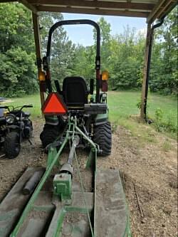 Image of John Deere 1025R equipment image 3