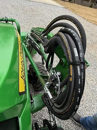Image of John Deere 1025R equipment image 1