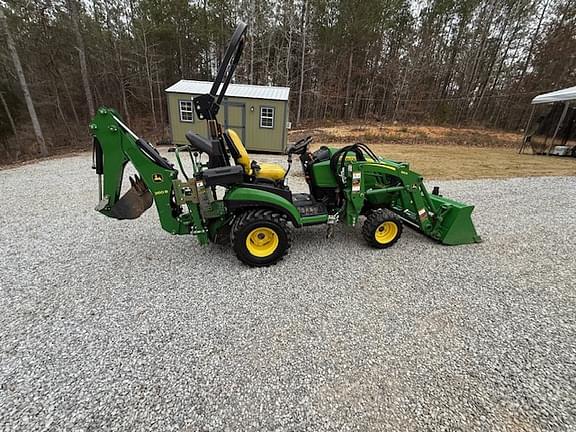 Image of John Deere 1025R equipment image 1