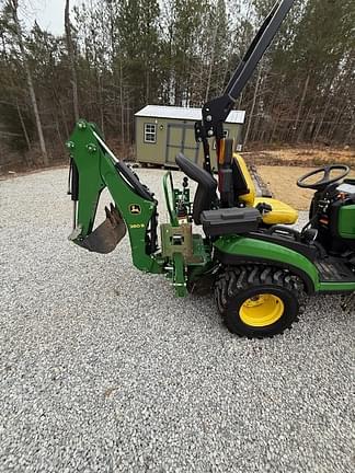 Image of John Deere 1025R equipment image 2