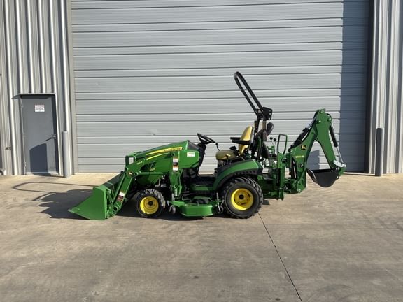 2021 John Deere 1025R Equipment Image0