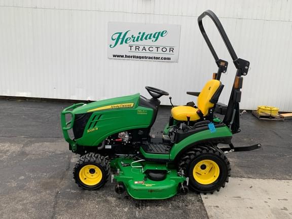 Image of John Deere 1025R equipment image 2