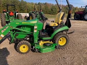 2021 John Deere 1025R Image