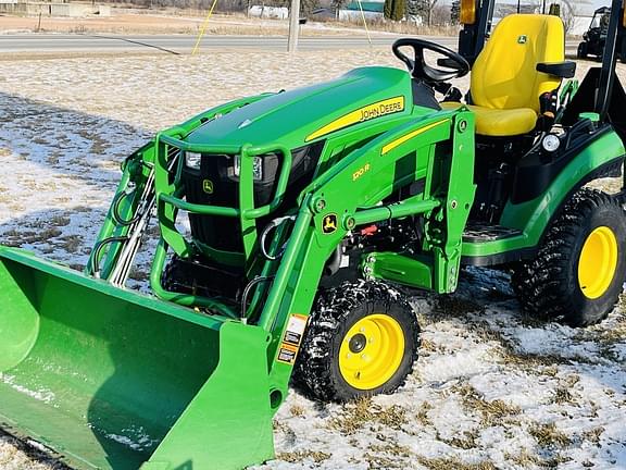 Image of John Deere 1025R Primary image