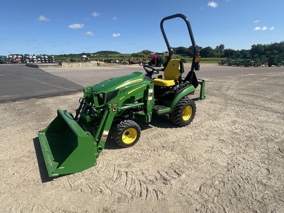 Image of John Deere 1025R equipment image 1