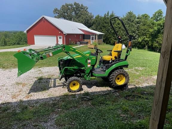 Image of John Deere 1025R equipment image 3