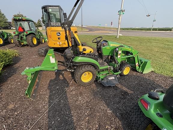 Image of John Deere 1025R equipment image 4