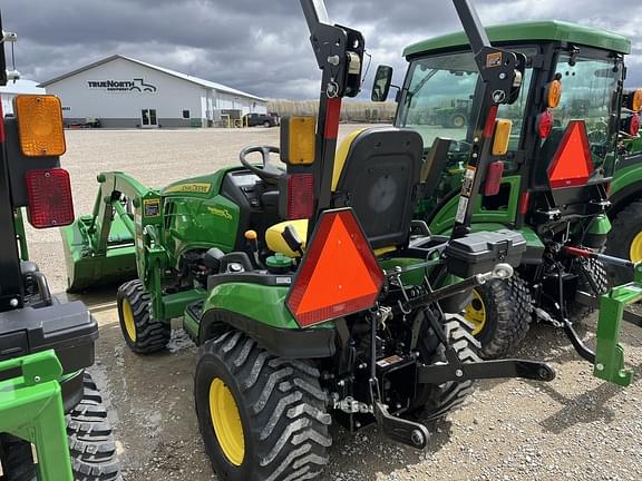 Image of John Deere 1025R equipment image 4