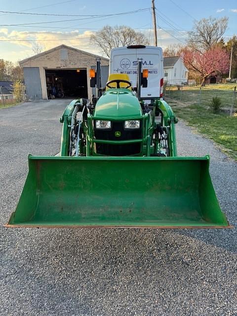 Image of John Deere 1025R equipment image 2