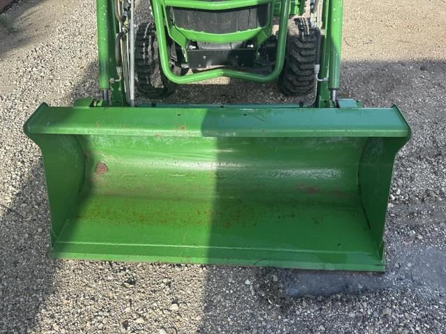 Image of John Deere 1025R equipment image 4