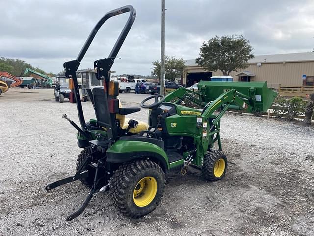 Image of John Deere 1025R equipment image 3