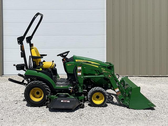 Image of John Deere 1025R equipment image 3