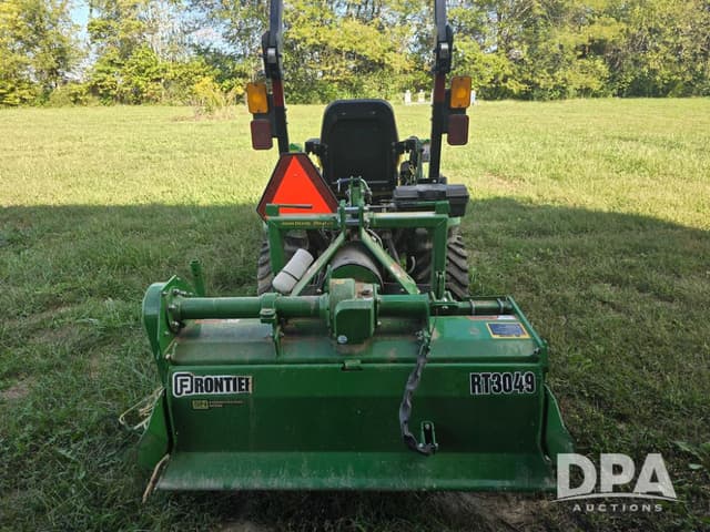 Image of John Deere 1025R equipment image 4