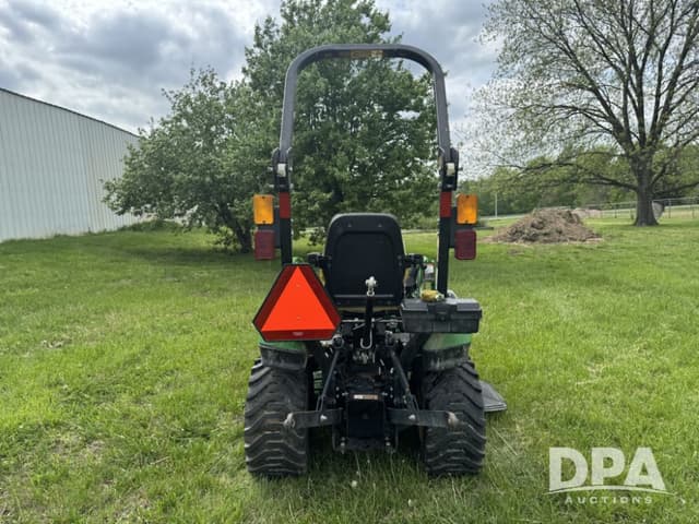 Image of John Deere 1025R equipment image 3