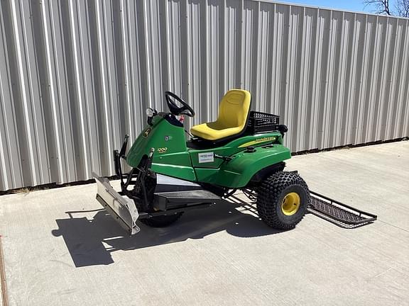 Image of John Deere 1200H equipment image 1