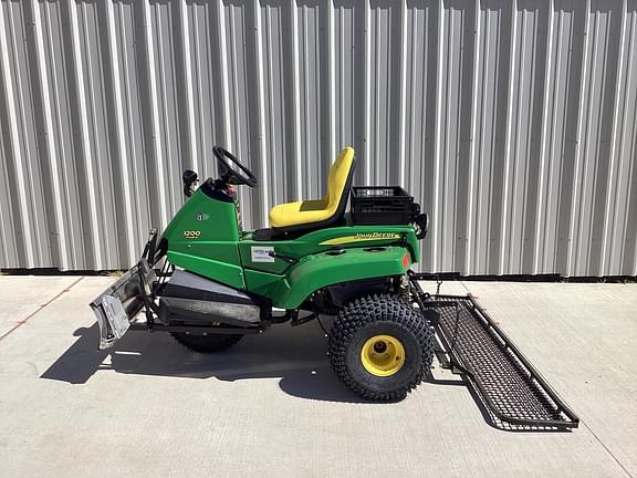 Image of John Deere 1200H Primary image