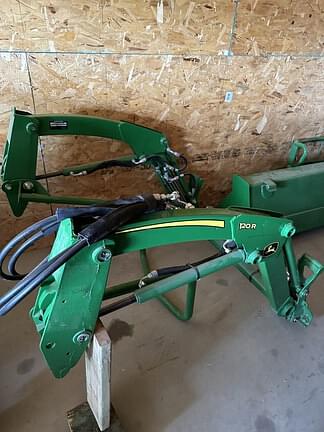 Image of John Deere 120R Image 0