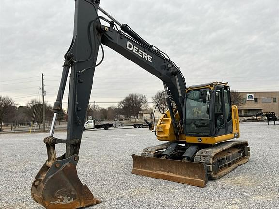 Image of John Deere 135G equipment image 3