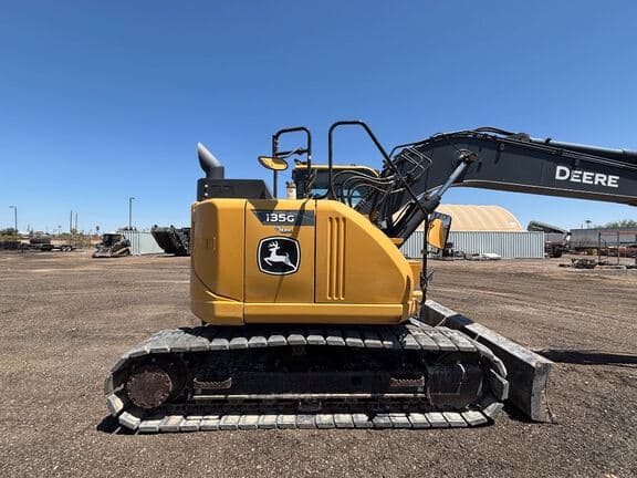 Image of John Deere 135G Primary image