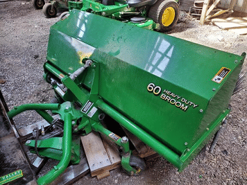 Main image John Deere 60 Heavy Duty Broom