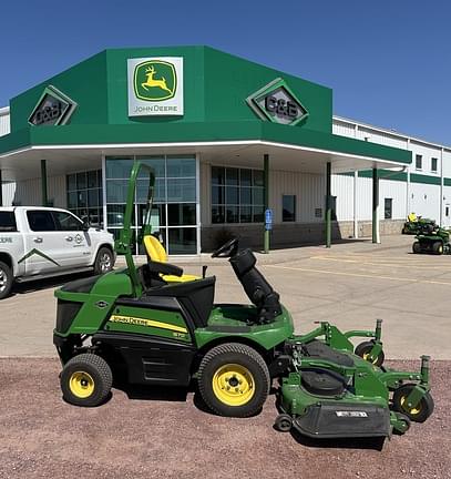 Image of John Deere 1570 Primary image