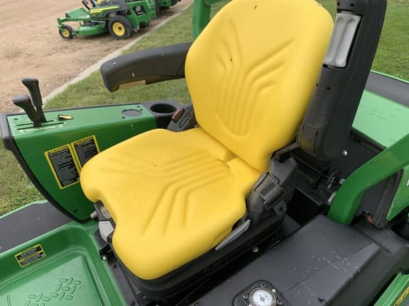 Image of John Deere 1570 equipment image 4