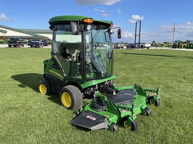 Image of John Deere 1575 equipment image 3