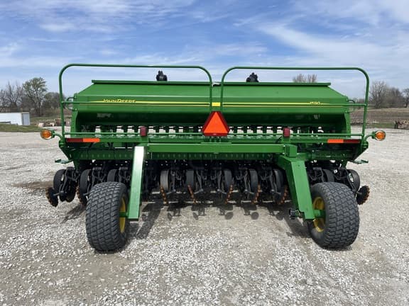 Image of John Deere 1590 equipment image 3