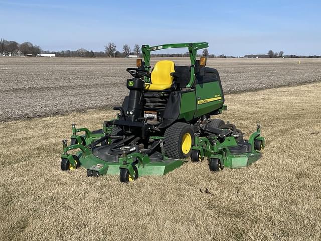 Image of John Deere 1600 Turbo II equipment image 1