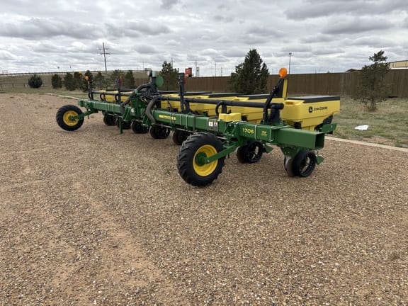 Main image John Deere 1705