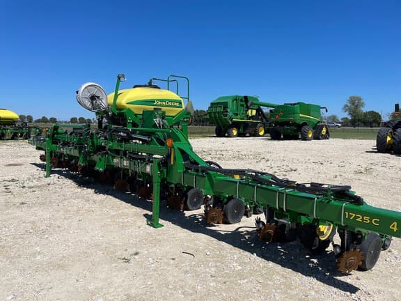 Image of John Deere 1725C equipment image 4