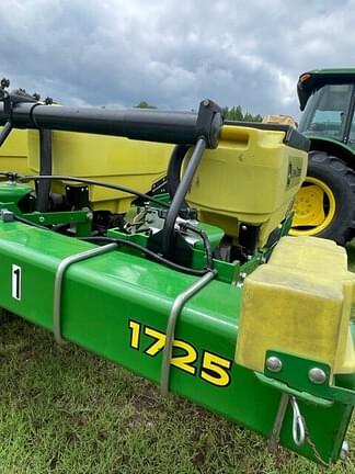 Image of John Deere 1725 equipment image 1