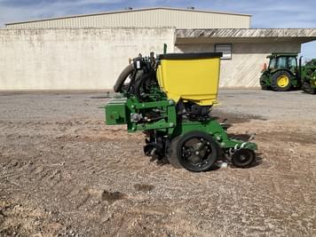 Main image John Deere 1725