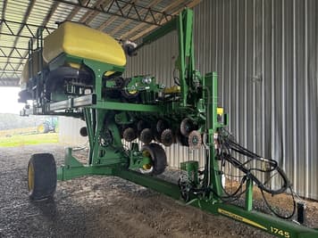 Main image John Deere 1745