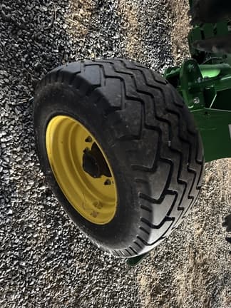 Image of John Deere 1745 equipment image 3