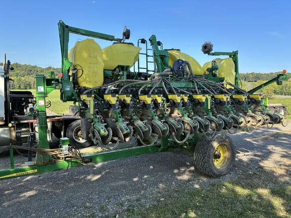 2021 John Deere 1745 Equipment Image0