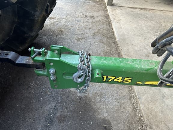Image of John Deere 1745 equipment image 2
