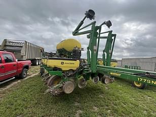 Main image John Deere 1775 12