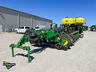 Main image John Deere 1775 0