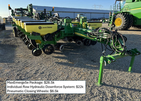 Image of John Deere 1775 equipment image 1