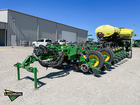 Image of John Deere 1775 Primary image