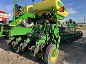 Thumbnail image John Deere 1775 7