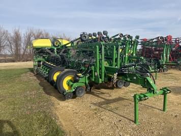 Main image John Deere 1775