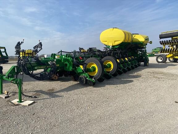 2015 John Deere 1775NT Planting Planters for Sale