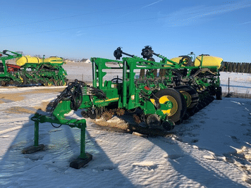 Main image John Deere 1775