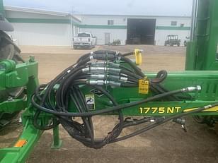 Main image John Deere 1775 5