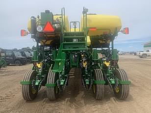 Main image John Deere 1775 7