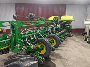 Main image John Deere 1775 8