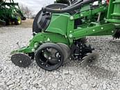 Thumbnail image John Deere 1775 3